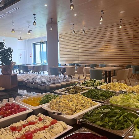 Spark By Hilton Поберово Экстерьер фото
