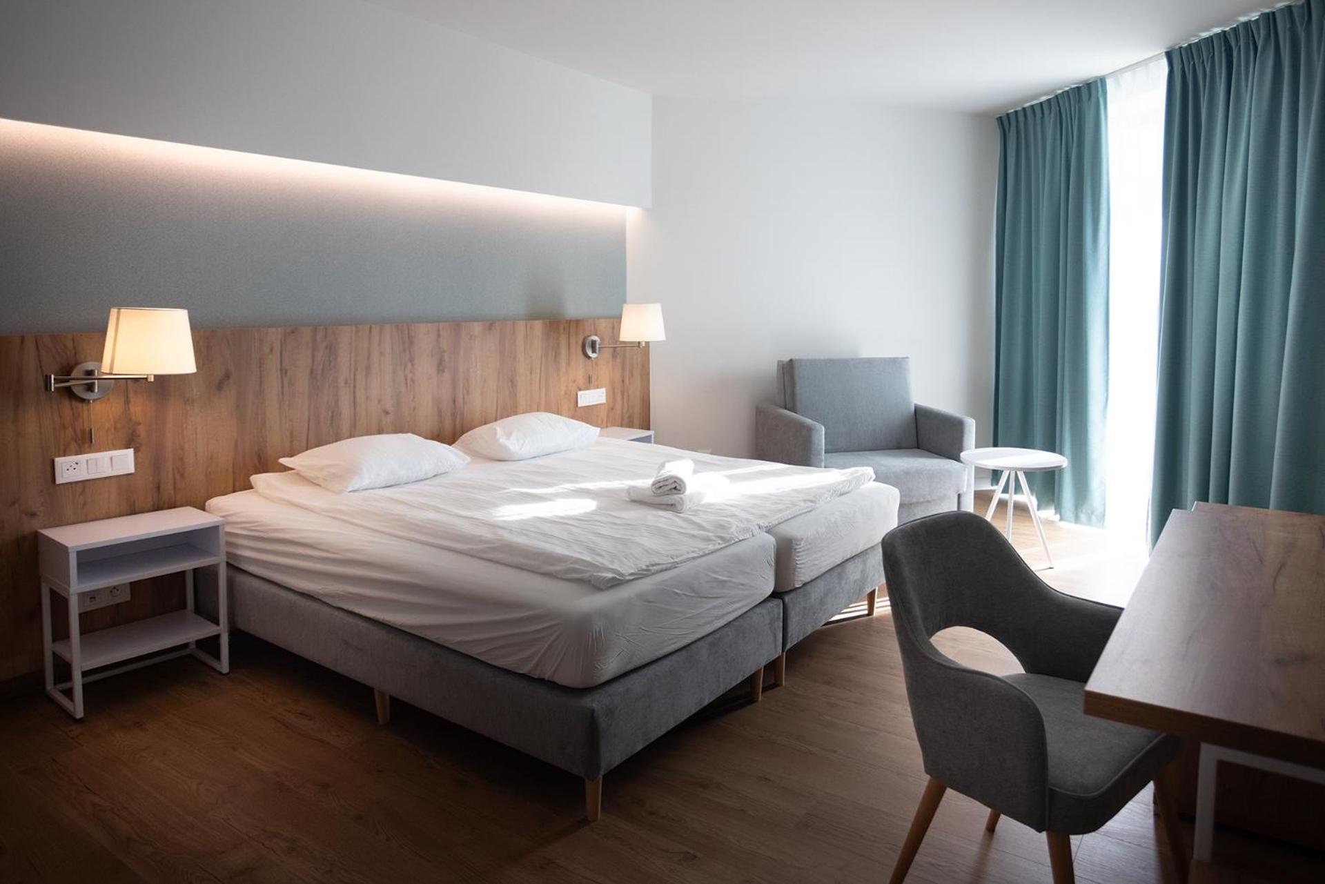 Spark By Hilton Поберово Экстерьер фото