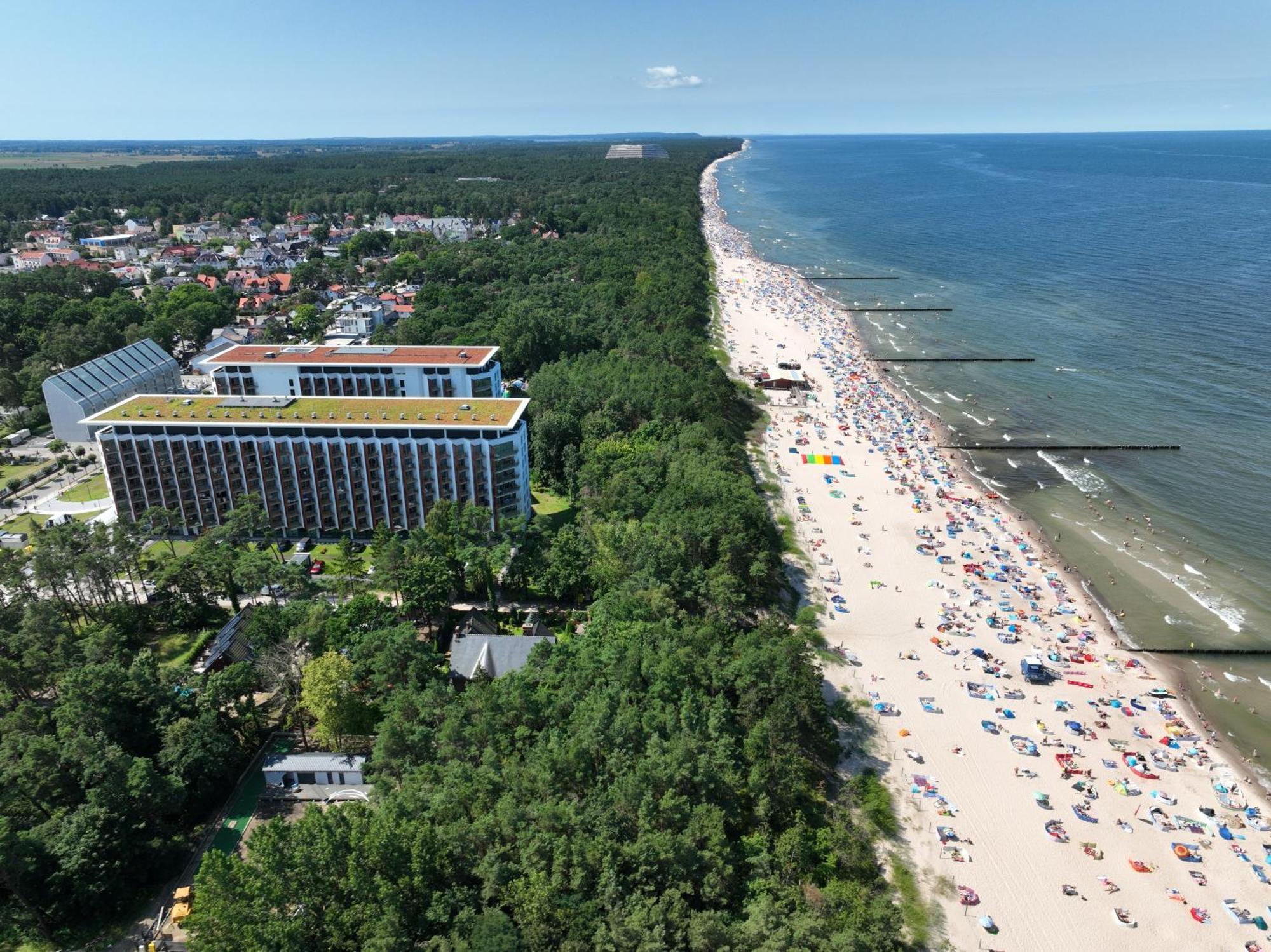 Spark By Hilton Поберово Экстерьер фото